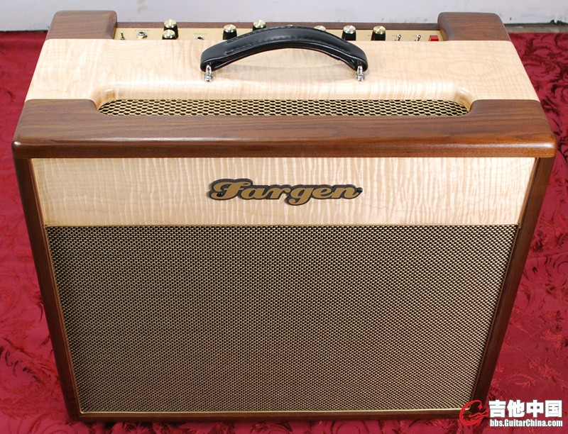 fargen-mini-plex-mkii-guitar-amp-hardwood-fargen-custom-shop-amps-may-2010-01.jpg