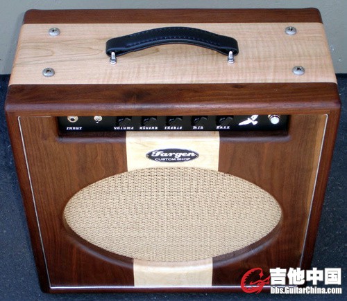 fargen-blackbird-custom-guitar-combo-amp-hardwood-061.jpg