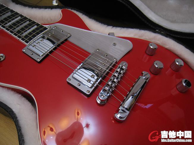 gibson .GT 005.jpg