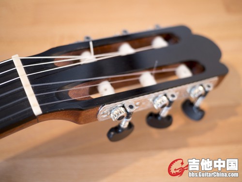 雅各布Gitarre2.jpg