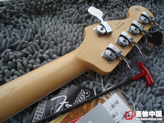 FENDER 019-4690 (7).JPG