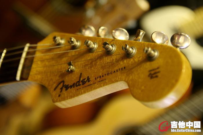 fender196014.jpg